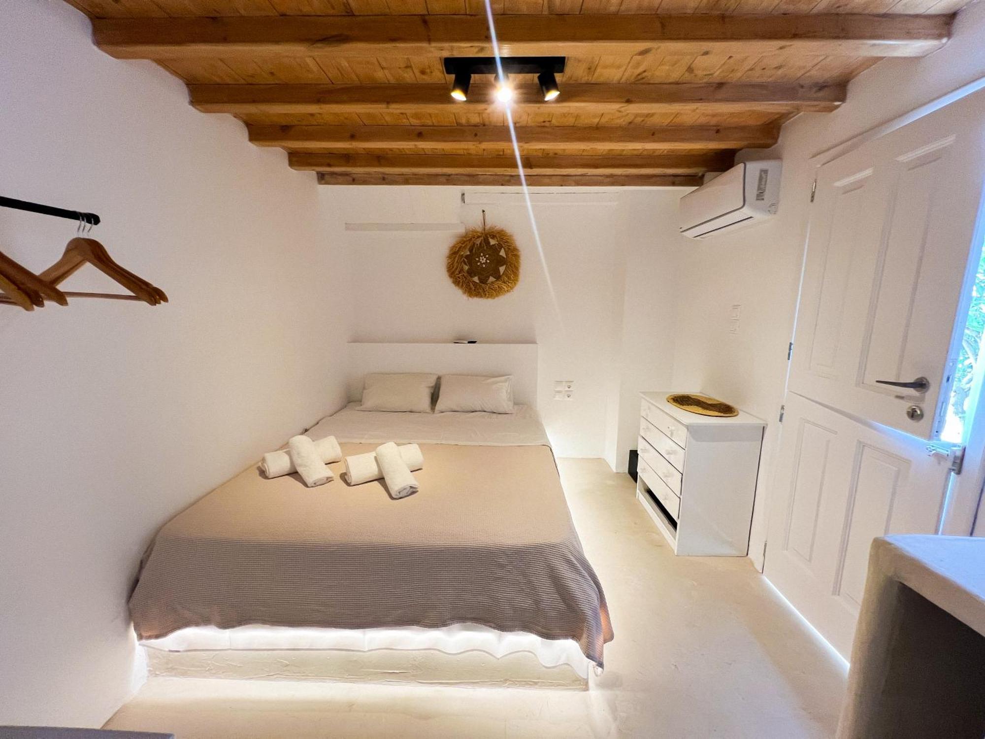 Kamara Residence & Suites Mykonos Town Esterno foto
