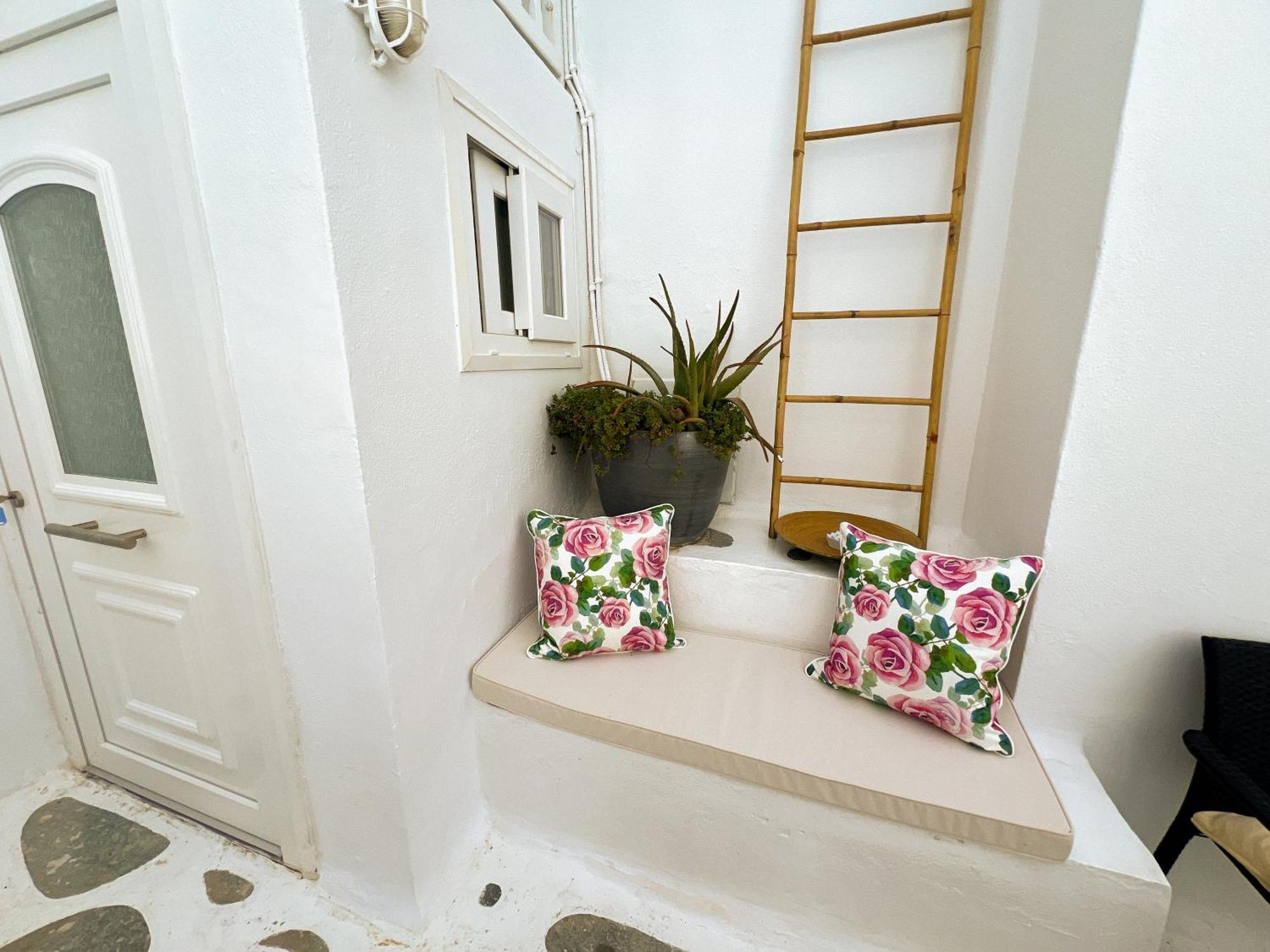 Kamara Residence & Suites Mykonos Town Esterno foto