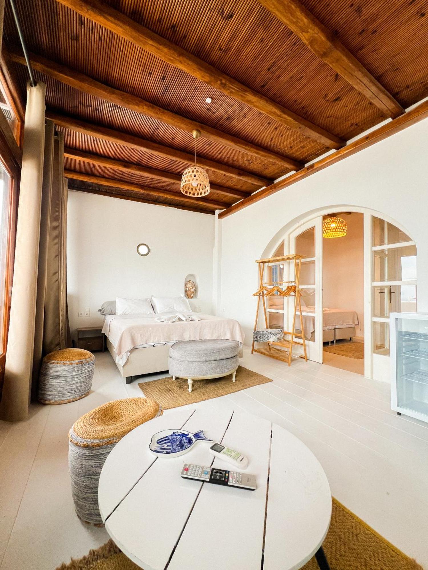 Kamara Residence & Suites Mykonos Town Esterno foto