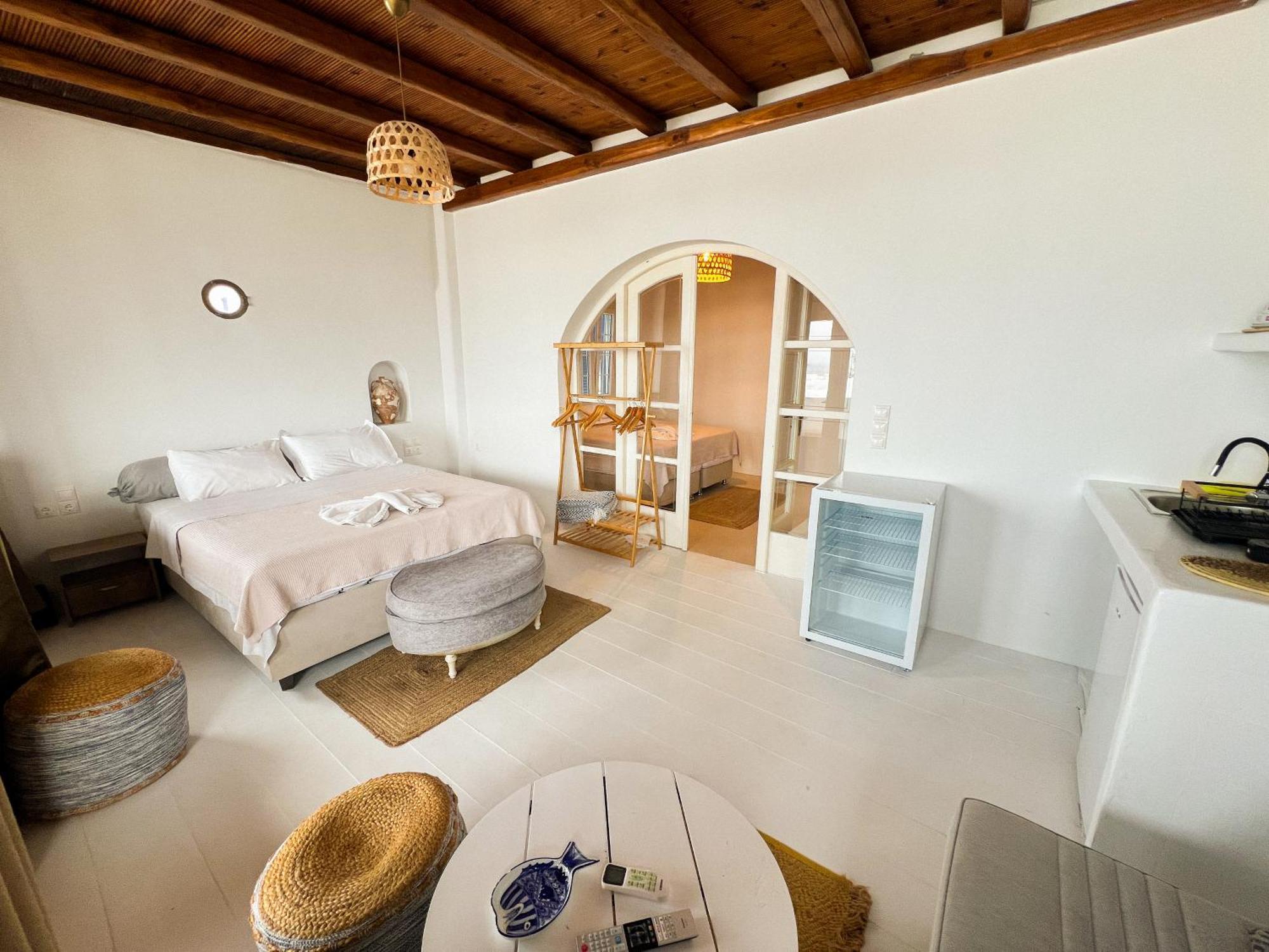 Kamara Residence & Suites Mykonos Town Esterno foto